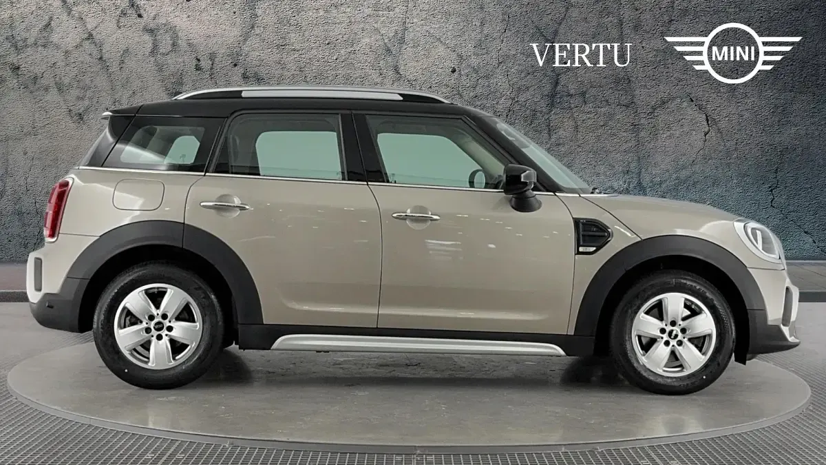 Used Mini Countryman Classic 136 HP (100 kW) 2023 Rooftop grey SUV