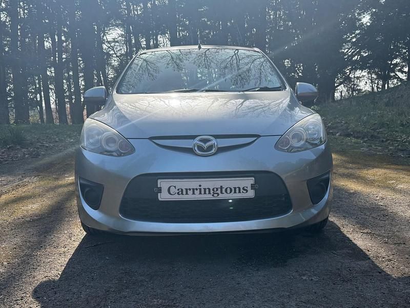 Used Mazda 2 86 HP (63 kW) 2010 Silver Hatchback