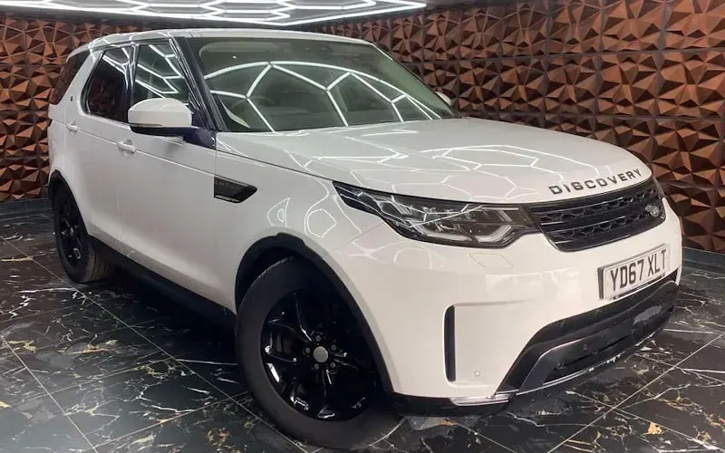 Used Land Rover Discovery 5 SE 241 HP (177 kW) 2020 SUV