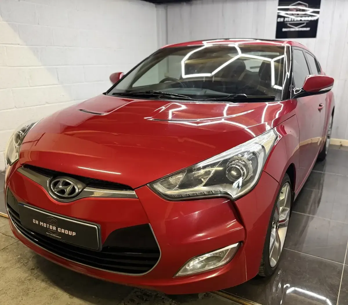 Used Hyundai Veloster Sport 2013 Red Hatchback