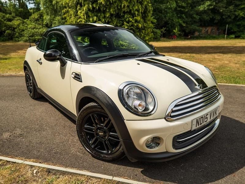 White Used 2015 Mini Cooper Coupé Coupe | £3,777 (Good price) - Image 1/3