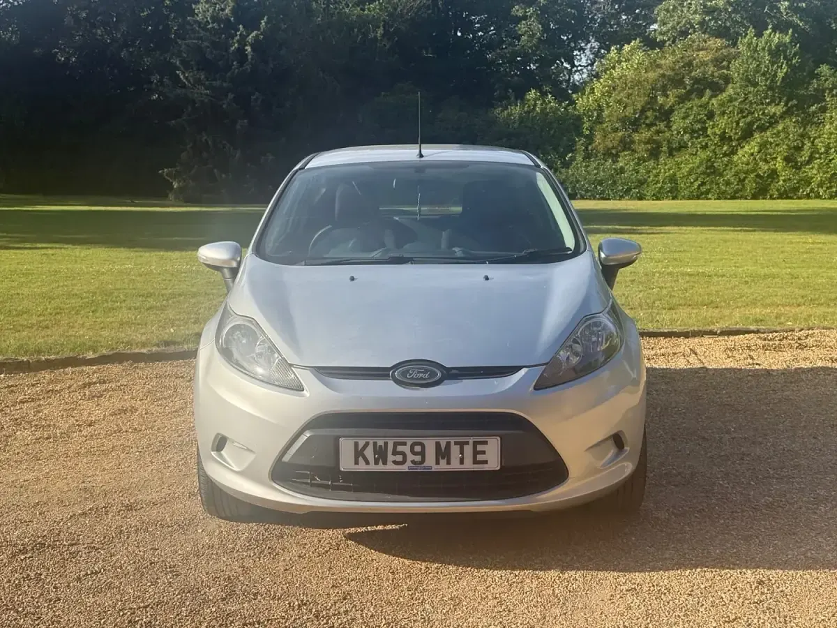 Used Ford Fiesta 2010 Silver Hatchback