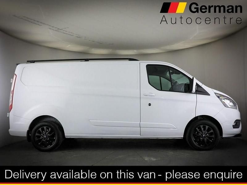 Used Ford Transit Custom Limited 2023 White Van
