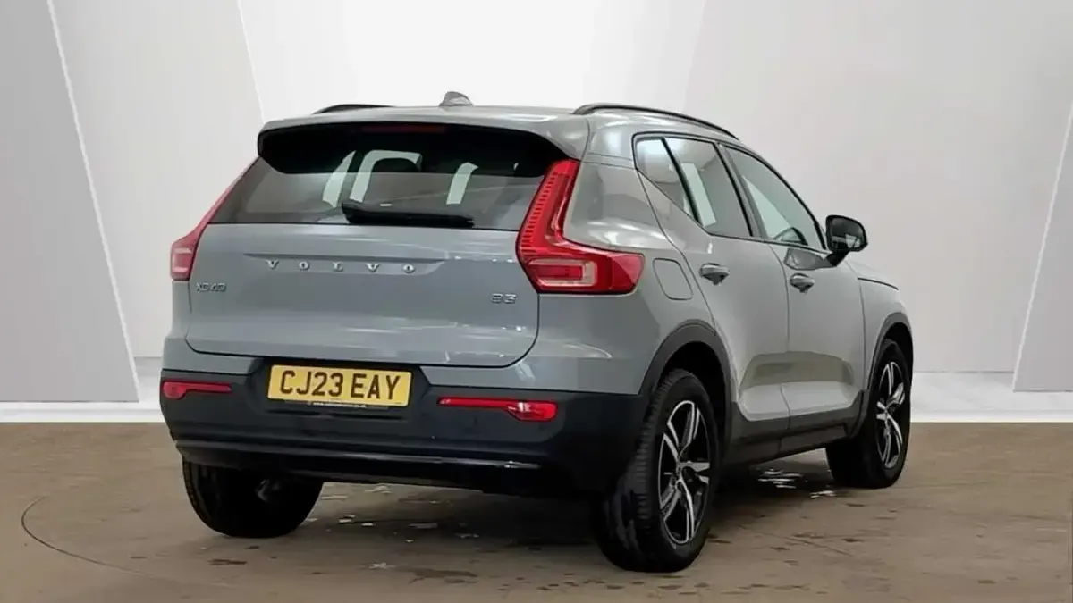 Used Volvo XC40 Plus 161 HP (118 kW) 2024 SUV