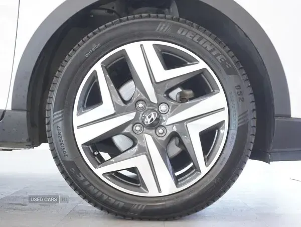 Używany Hyundai Bayon Premium 100 KM (73 kW) 2023 Biały SUV