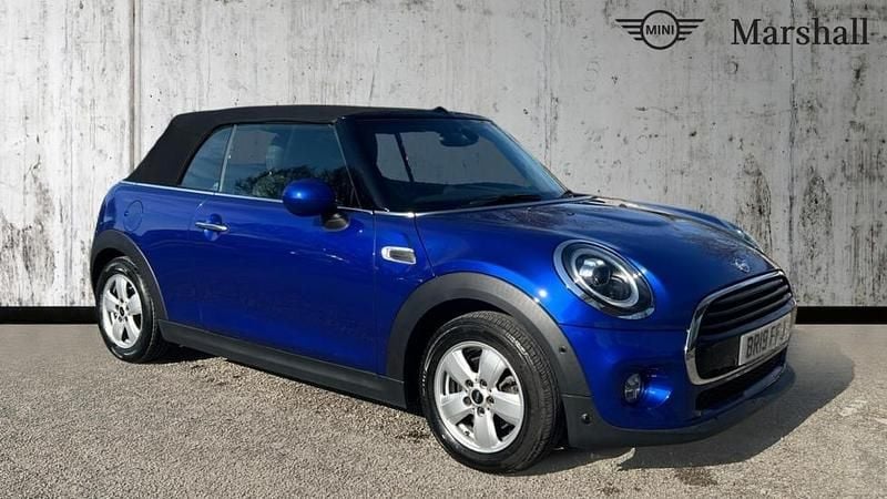 Used Mini Cooper Classic 136 HP (100 kW) 2019 Starlight blue Hatchback