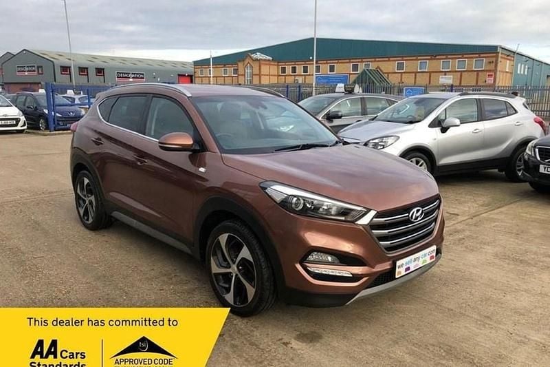 Bronze Used 2017 Hyundai Tucson Edition SUV | £9,257 (Fair price) - Image 1/1