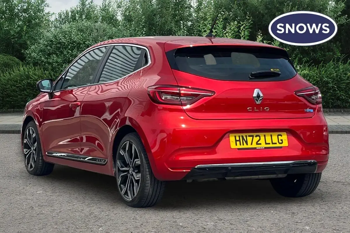 Used Renault Clio SE 140 HP (102 kW) 2022 Red Hatchback