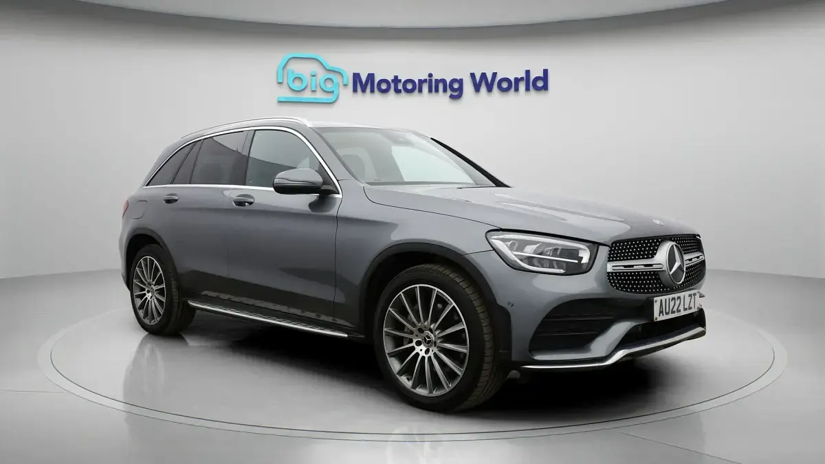 Second-hand Mercedes GLC220 AMG line 194 CP (142 kW) 2022 Break