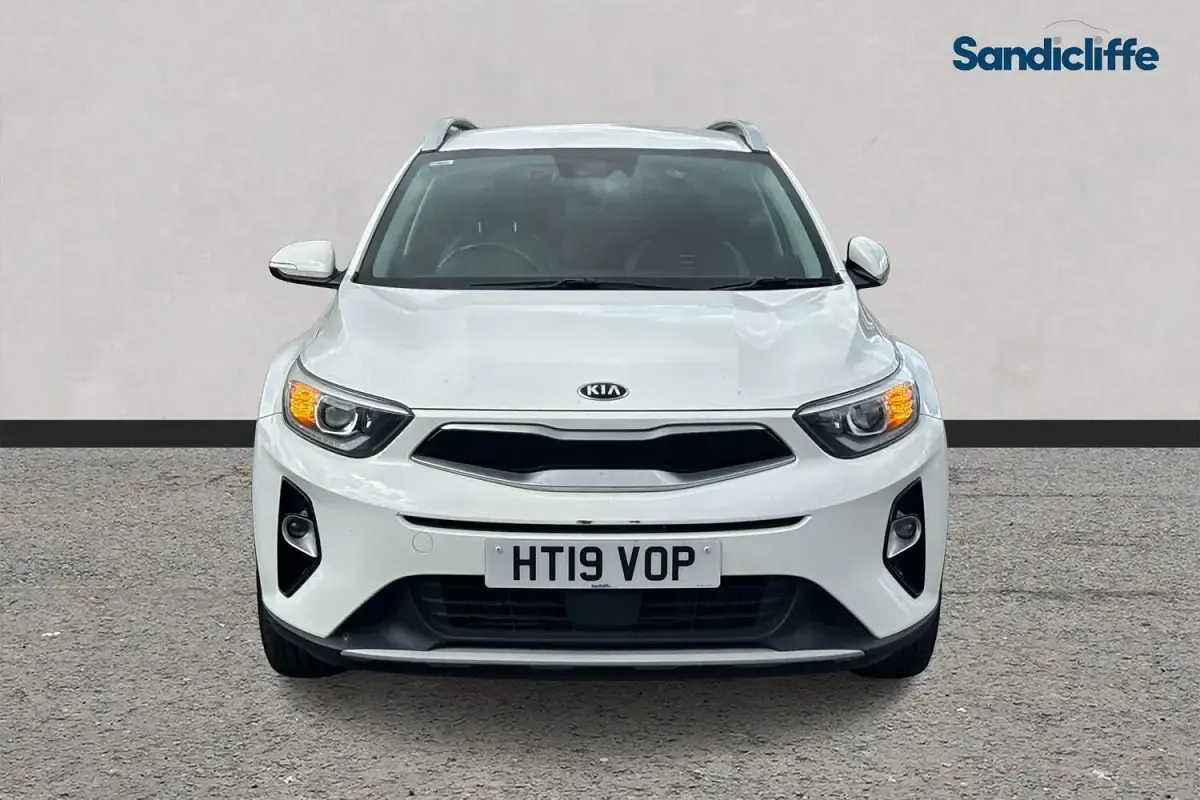 Used Kia Stonic 120 HP (88 kW) 2019 White SUV