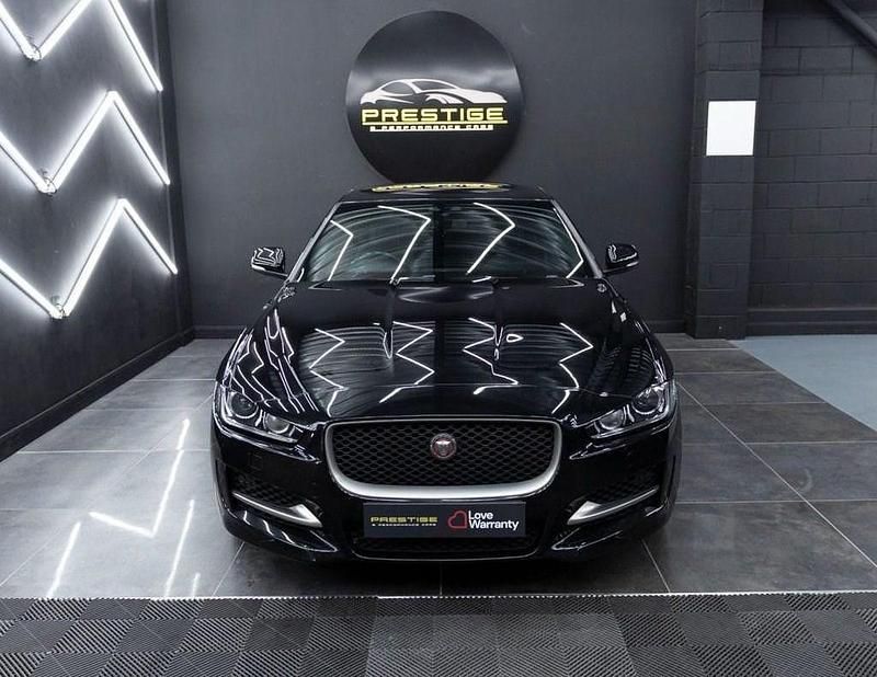 Used Jaguar XE R-Sport 240 HP (176 kW) 2017 Black Sedan