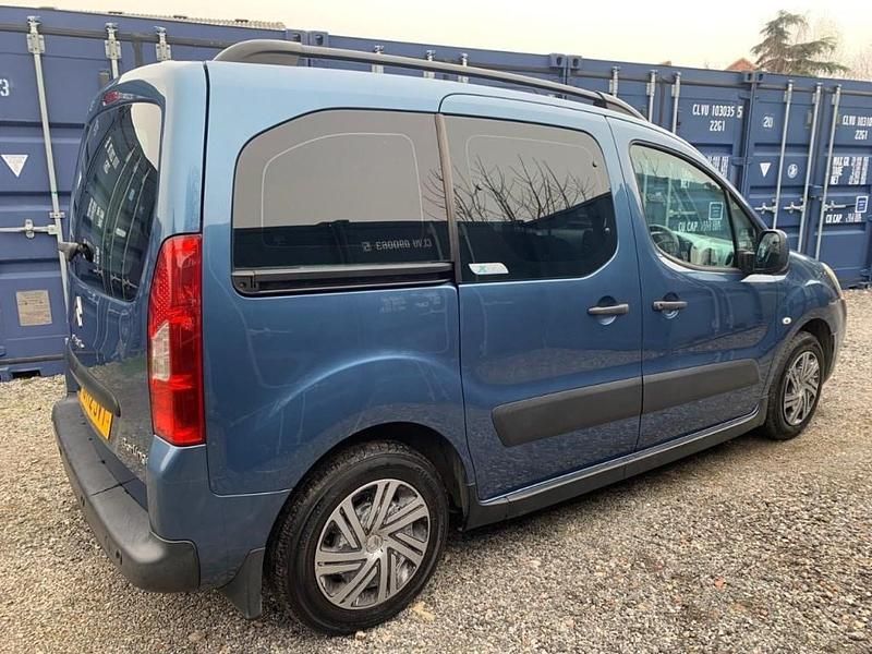 Used Citroën Berlingo XTR 92 HP (67 kW) 2012 Blue MPV