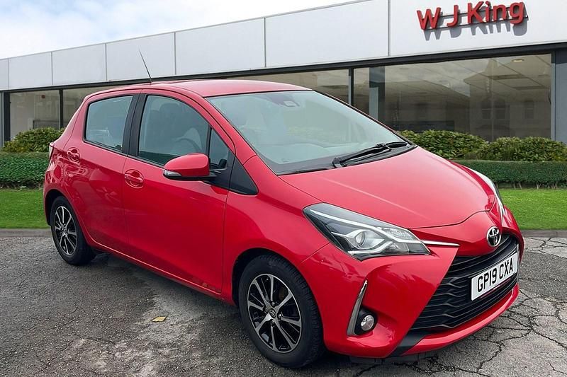 Red Used 2019 Toyota Yaris Hatchback | £10,595 (Fair price) - Image 1/3