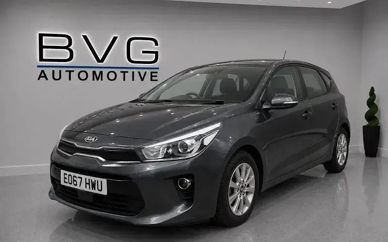 Begagnad Kia Rio 99 HK (72 kW) 2017 Halvkombi