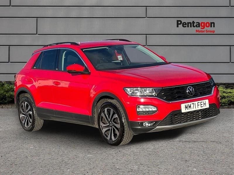 Red Used 2021 VW T-Roc Active SUV | £16,995 (Good price) - Image 1/4