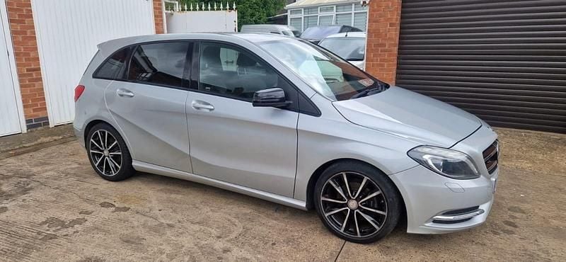 Silver Used 2015 Mercedes B200 MPV | £4,850 (Super price) - Image 1/4
