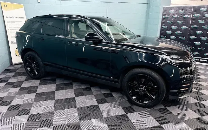 Used Land Rover Range Rover Velar SE Dynamic 179 HP (131 kW) 2020 SUV