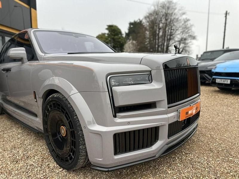 New Rolls Royce Cullinan 571 HP (419 kW) 2026 Grey SUV