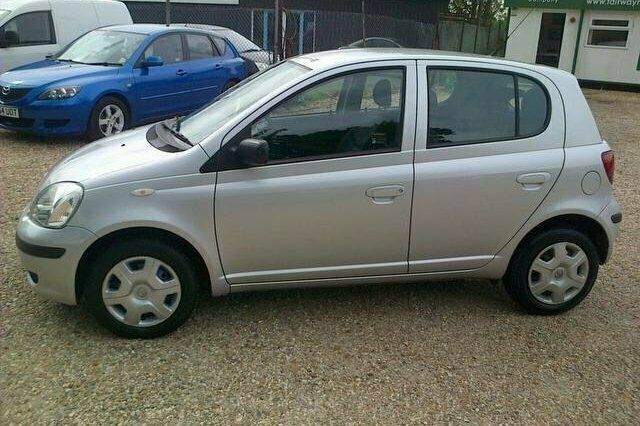 Used Toyota Yaris 2005 Hatchback