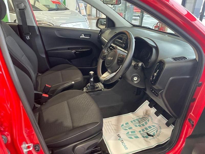 Used Kia Picanto 66 HP (48 kW) 2023 Red Hatchback
