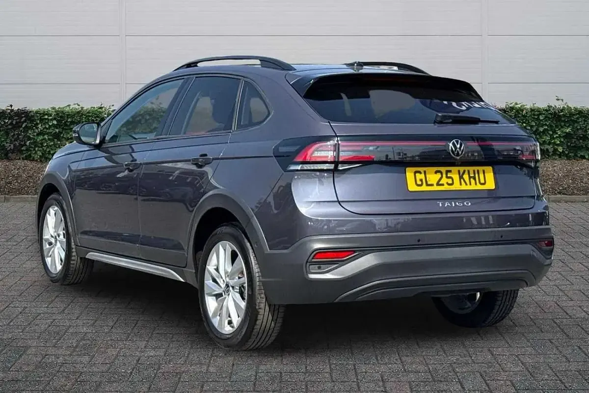 Used VW Taigo Match 115 HP (84 kW) 2025 Grey SUV