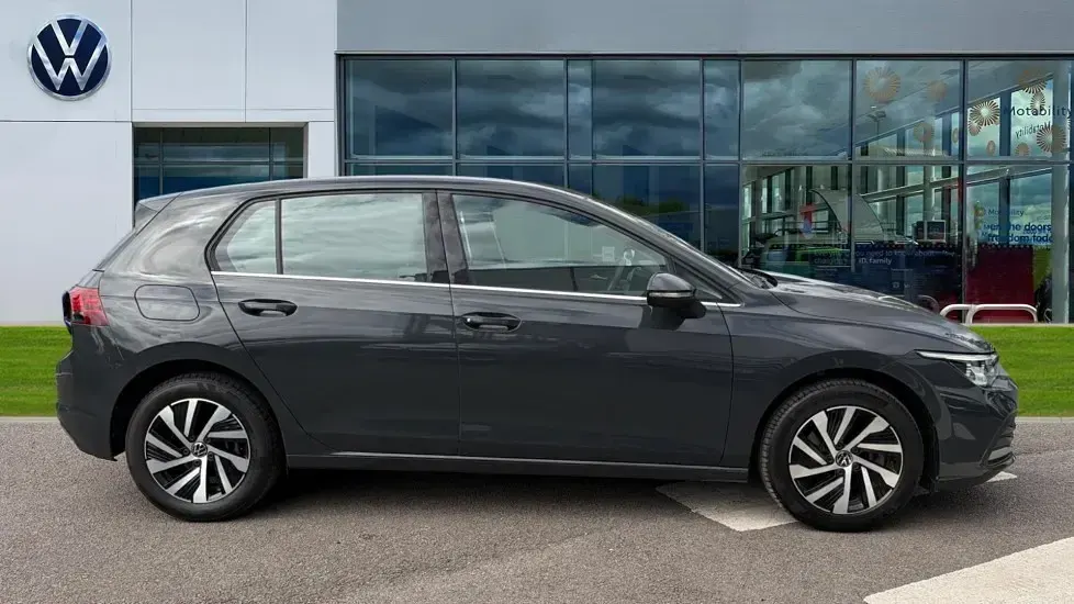 Used VW Golf VIII Style 204 HP (150 kW) 2023 Grey