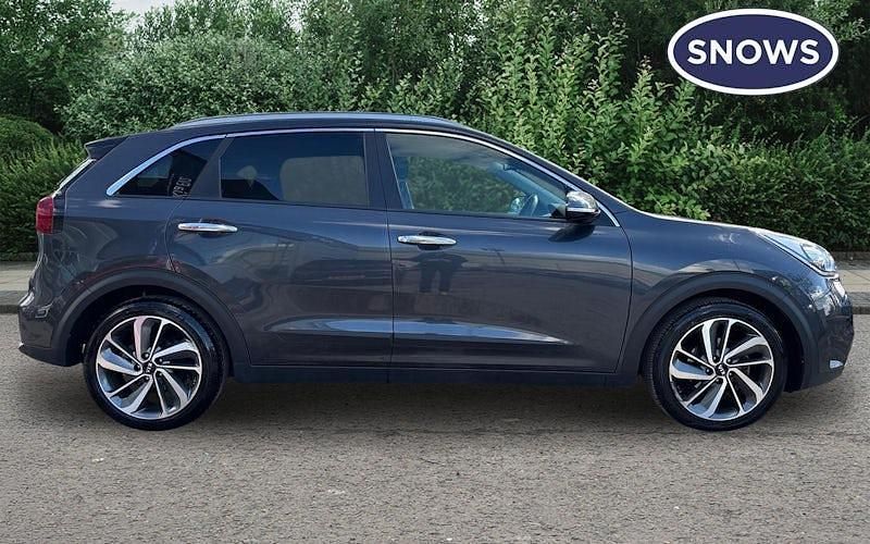 Used Kia Niro 141 HP (103 kW) 2019 Grey SUV
