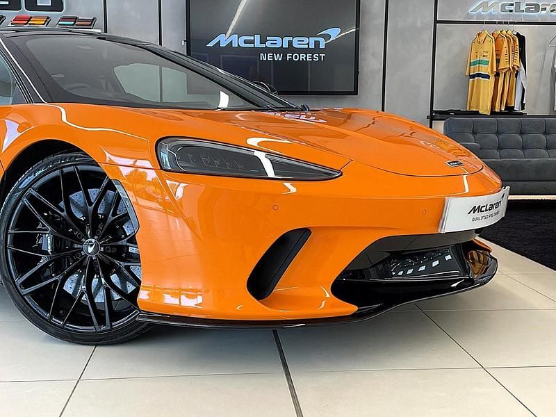 Used McLaren GT 620 HP (456 kW) 2023 Orange Coupe