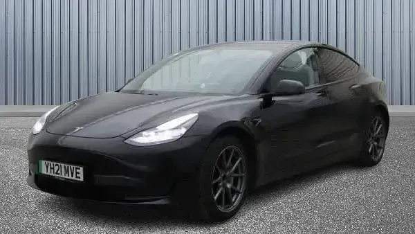 Usado Tesla Model 3 Standard Range 208 kW (283 CV) 2021 Negro Berlina