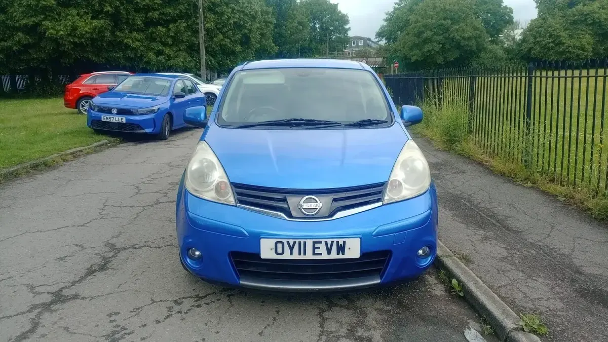 Used Nissan Note N-TEC 110 HP (80 kW) 2011 Blue Hatchback