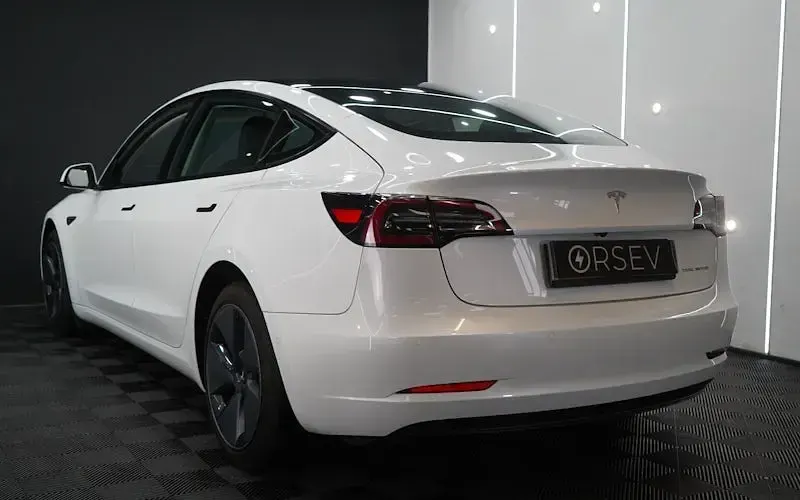 Used Tesla Model 3 Long Range AWD 258 kW (351 HP) 2023 Sedan