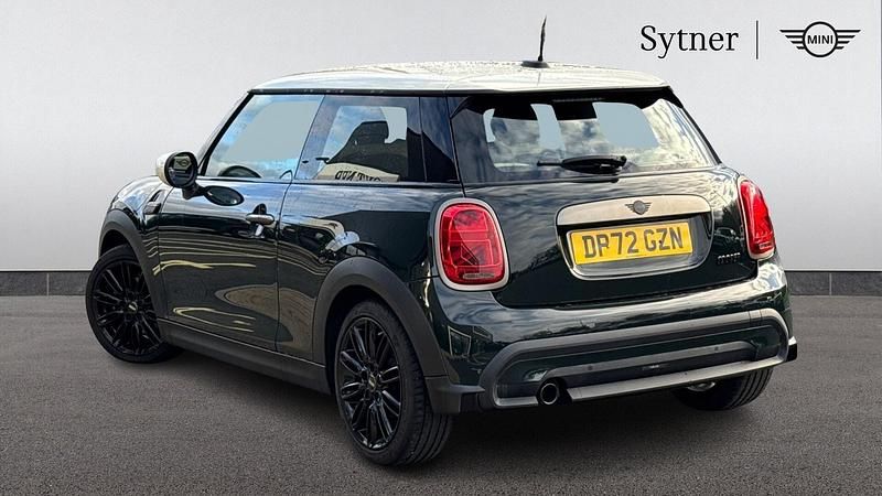 Used Mini Cooper Hatch 134 HP (98 kW) 2022 Green Hatchback