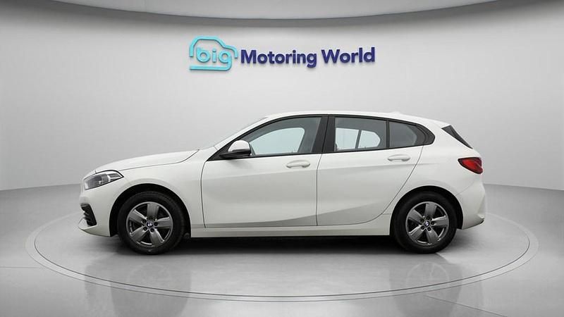 Used BMW 118 136 HP (100 kW) 2023 White Hatchback