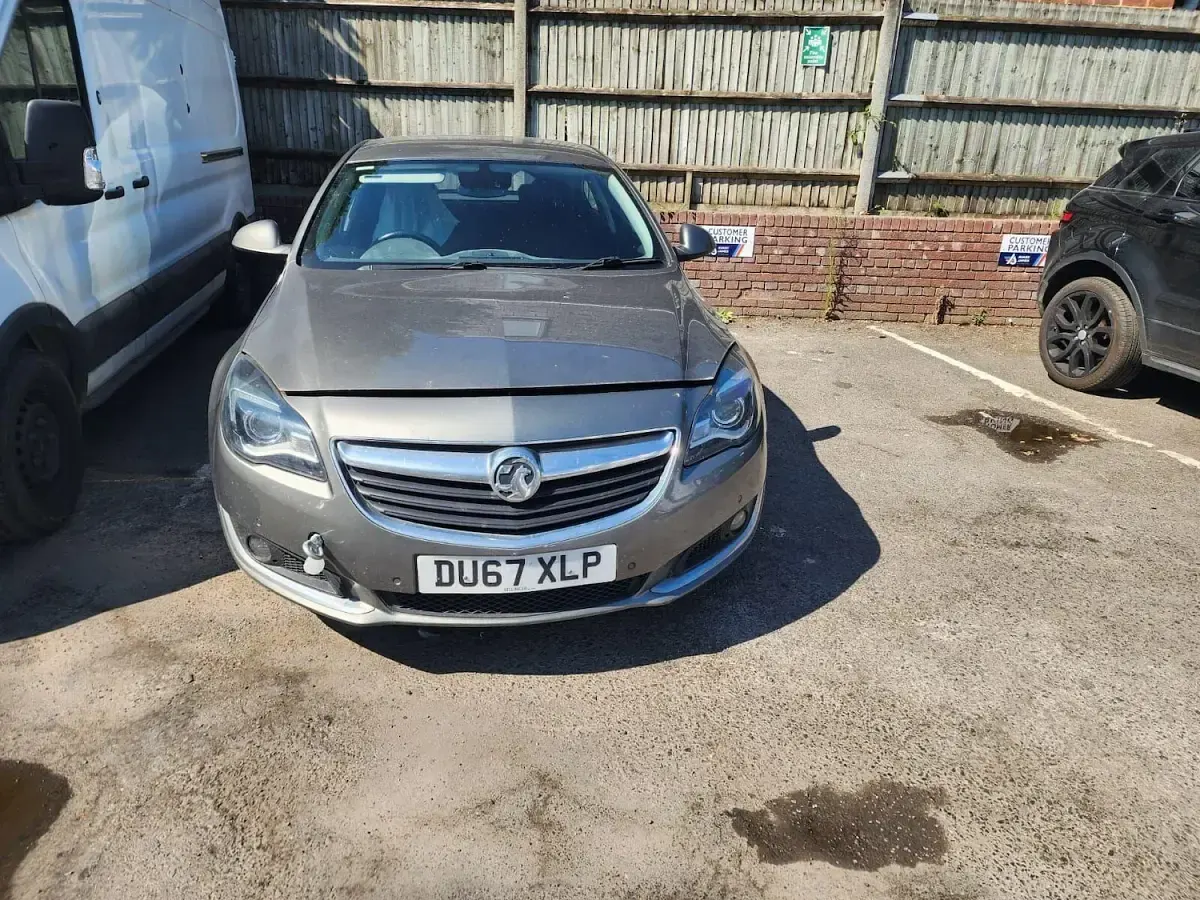 Used Vauxhall Insignia 170 HP (125 kW) 2017 Grey Hatchback