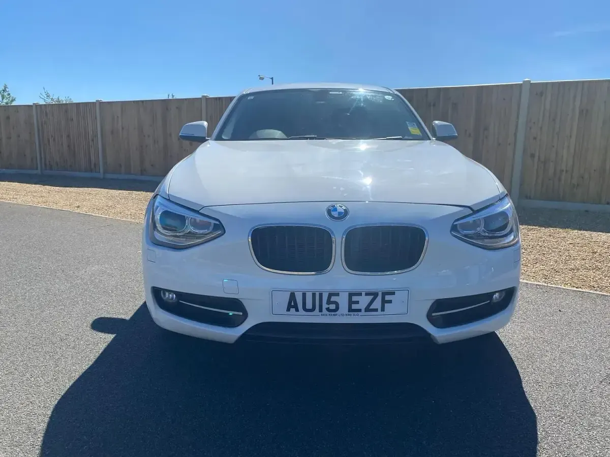 Used BMW 116 Sport Line 2015 White Hatchback