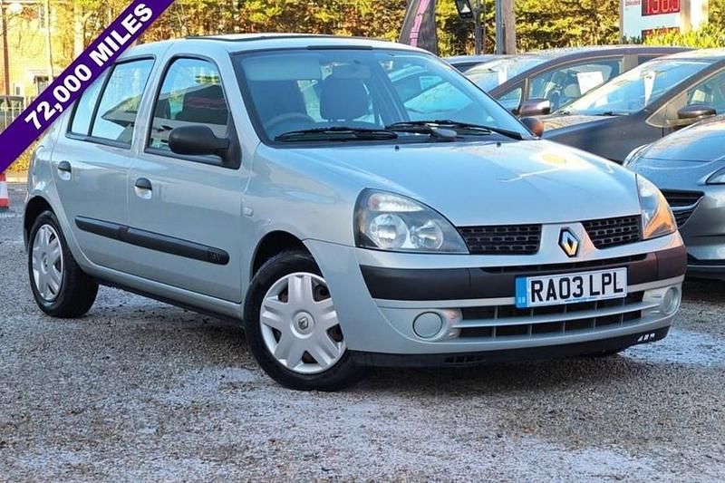 Silver Used 2003 Renault Clio II Expression Hatchback | £1,695 (Fair price) - Image 1/1