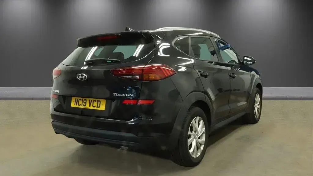 Usado Hyundai Tucson SE 177 CV (130 kW) 2019 Negro SUV