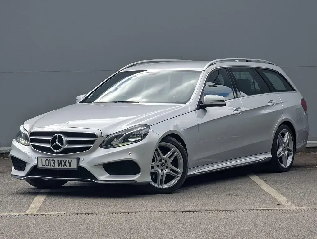 Begagnad Mercedes E250 AMG 2013 Silver Kombi