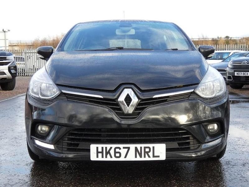 Used Renault Clio IV Dynamique 75 HP (55 kW) 2018 Black Hatchback