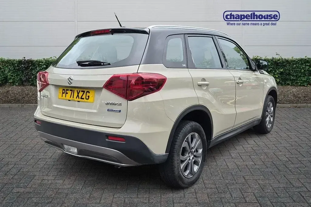 Used Suzuki Vitara SZ4 2022 Cream SUV