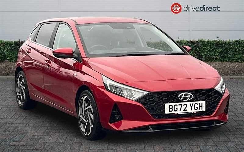 Used Hyundai i20 Premium 101 HP (74 kW) 2022 Red Hatchback
