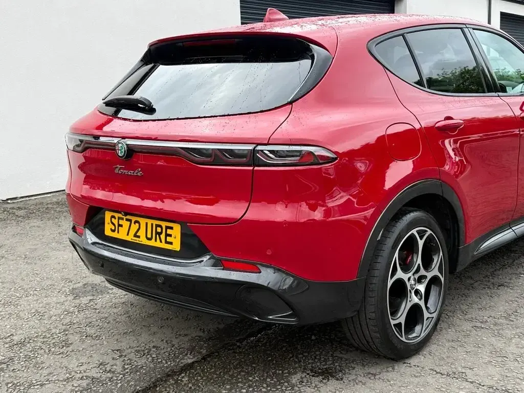Used Alfa Romeo Tonale Veloce 160 HP (117 kW) 2023 Red SUV