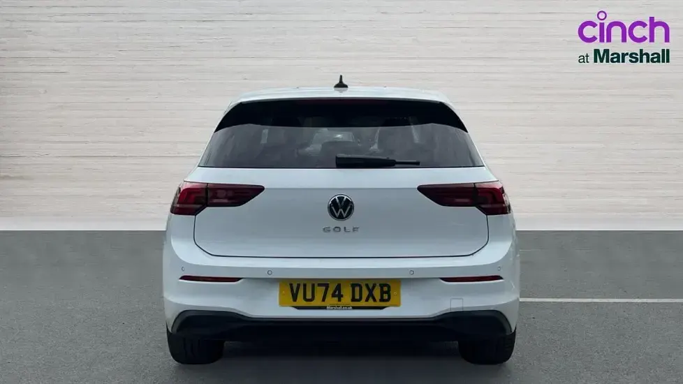 Used VW Golf VIII Match 150 HP (110 kW) 2024 Pure white
