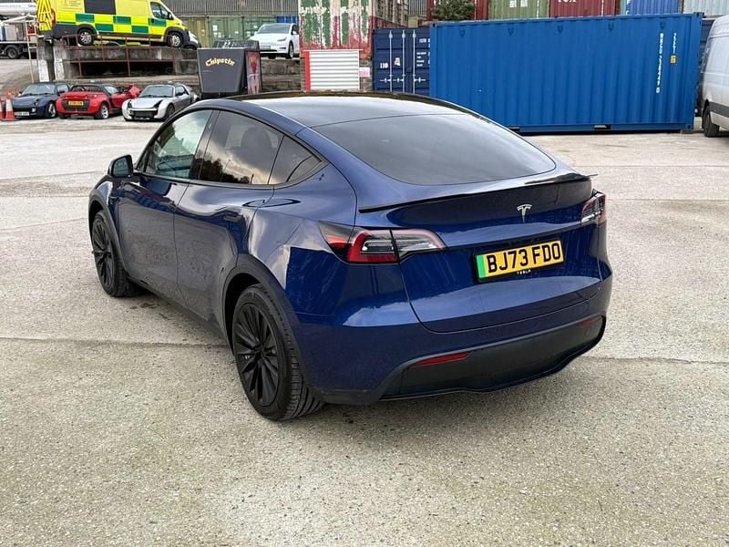 Used Tesla Model Y RWD 219 kW (299 HP) 2023 Blue SUV