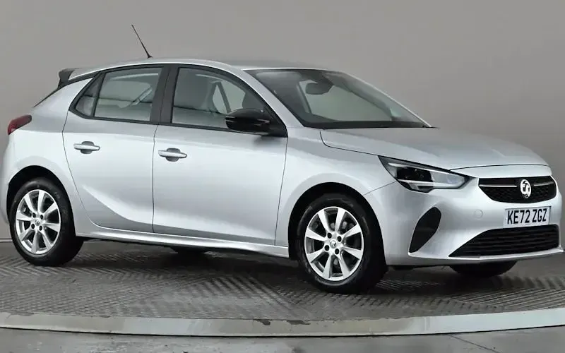 Used Vauxhall Corsa Design Edition 101 HP (74 kW) 2023 Hatchback