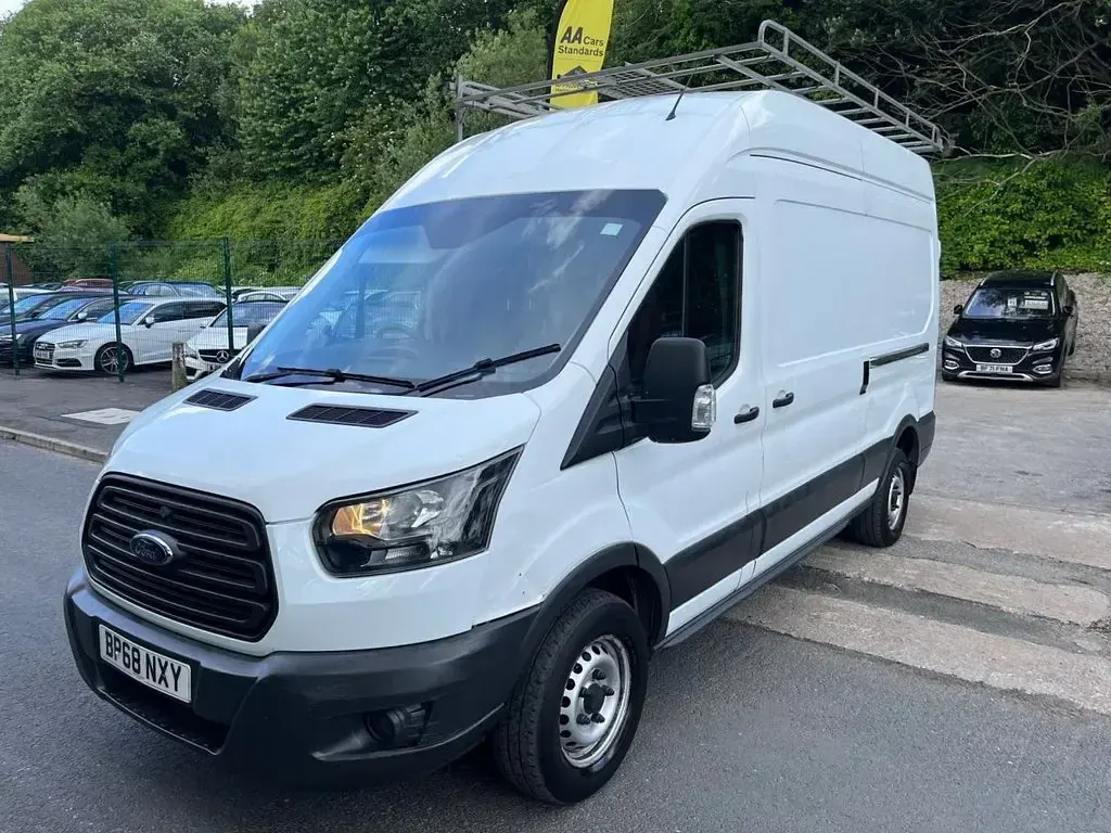 Used Ford Transit 130 HP (95 kW) 2019 White Van