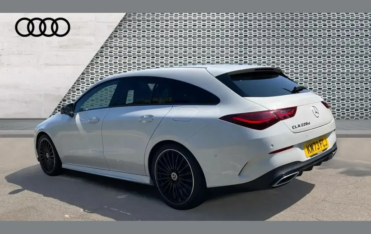 Used Mercedes CLA220 AMG Line Premium Plus 190 HP (139 kW) 2023 White Coupe
