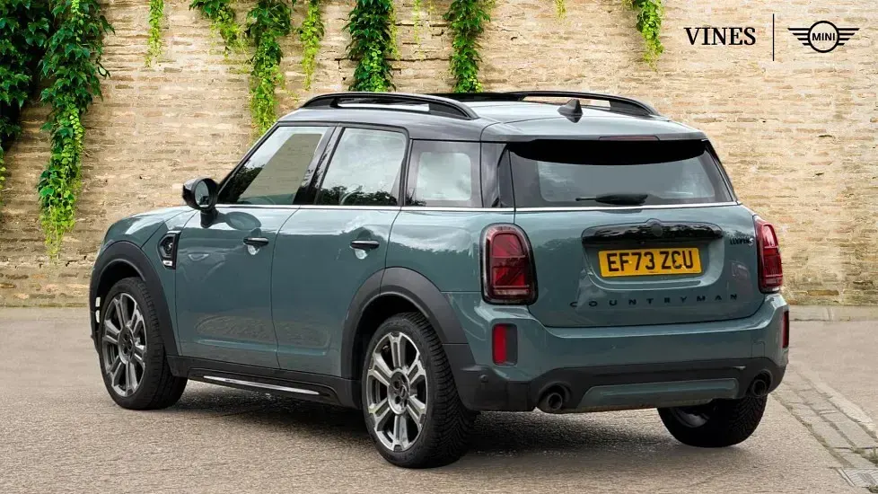 Used Mini Cooper S Countryman Exclusive 176 HP (129 kW) 2024 Green SUV