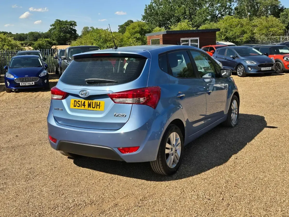 Used Hyundai ix20 Style 123 HP (90 kW) 2014 Blue Hatchback
