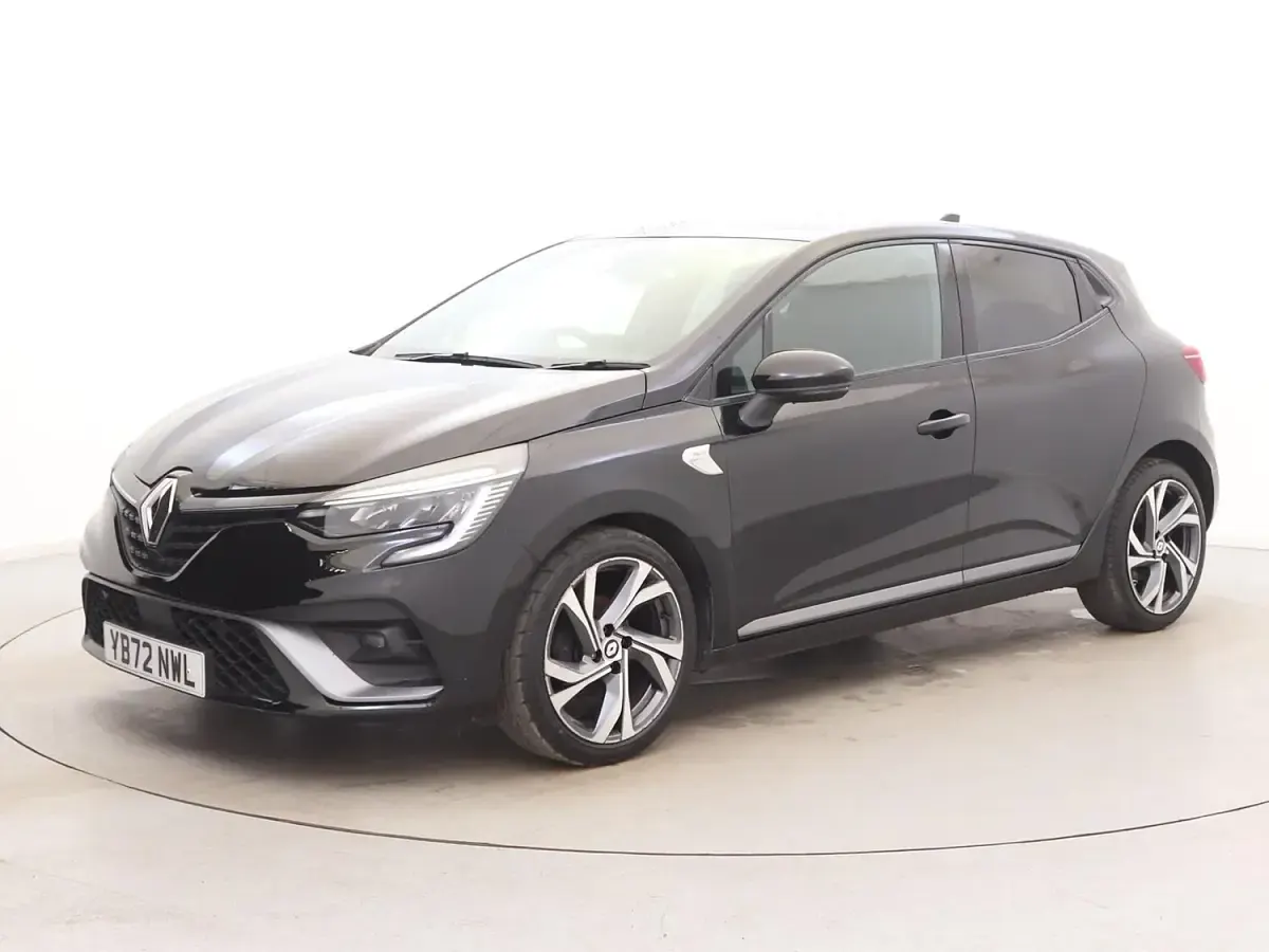 Used Renault Clio V RS Line 90 HP (66 kW) 2023 Black Hatchback
